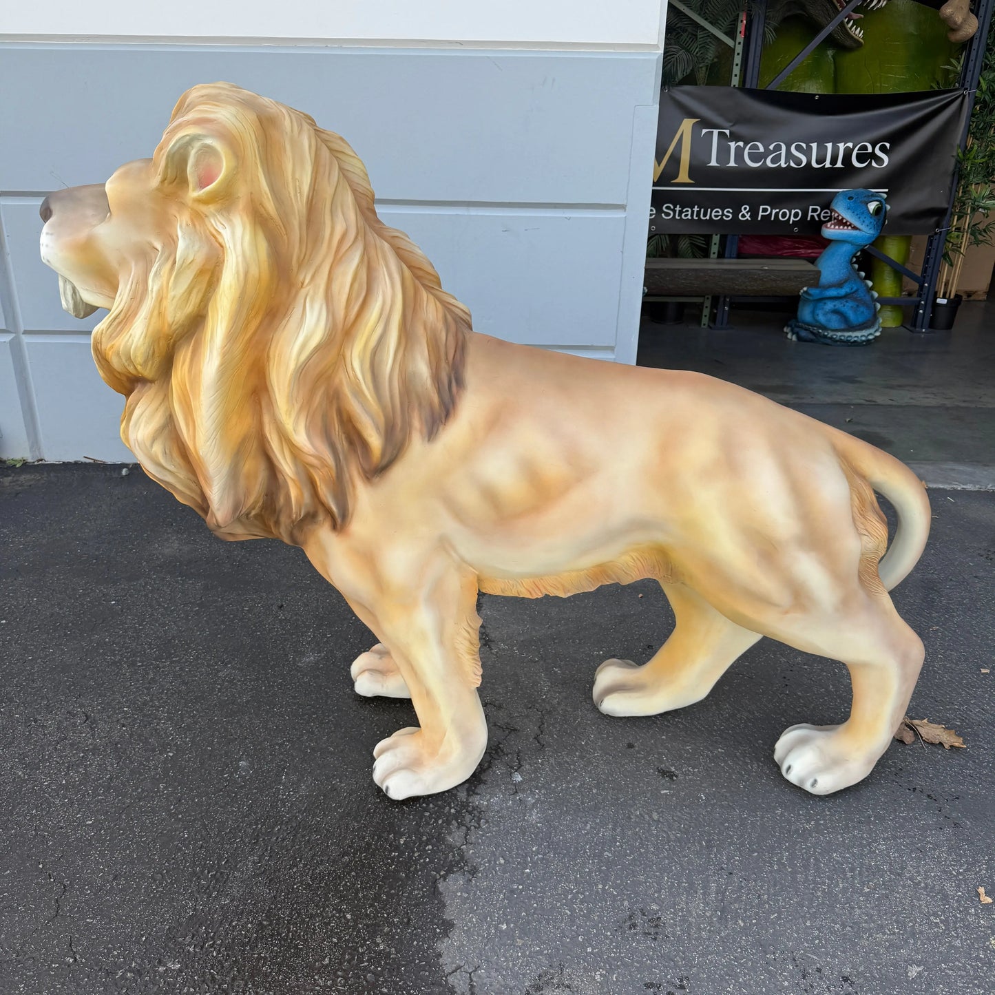 Lion Life Size Statue A0086-2355-A