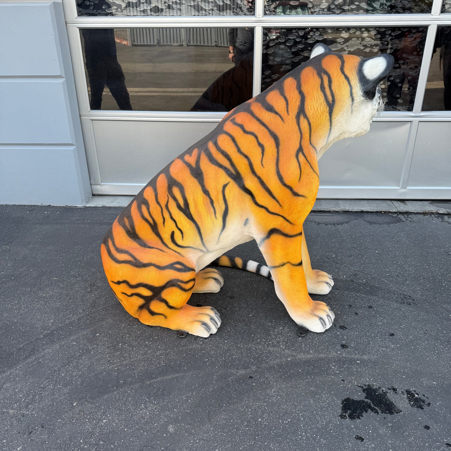 Sitting Tiger Statue