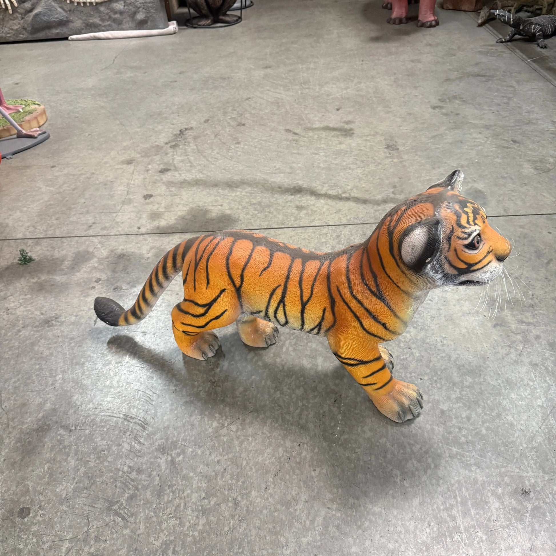 Tiger Cub Standing Statue A0193-080150-H