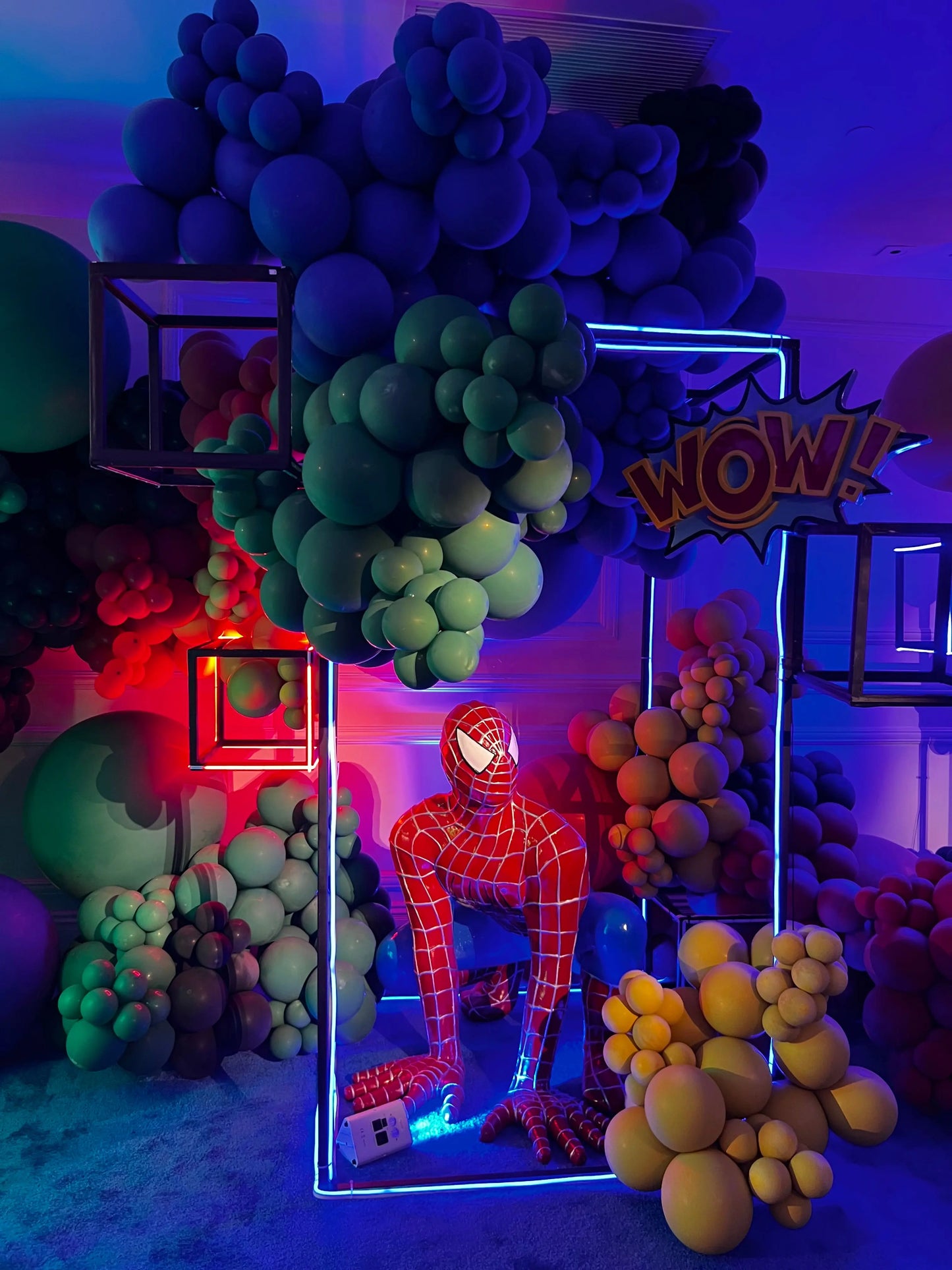 Sticky Super Hero Squatting Life Size Statue SH002-GY-A