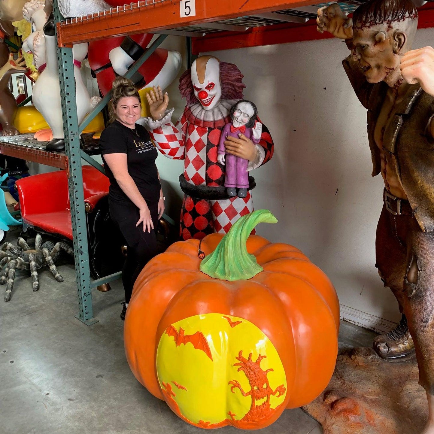 Graveyard Pumpkin Lantern Statue