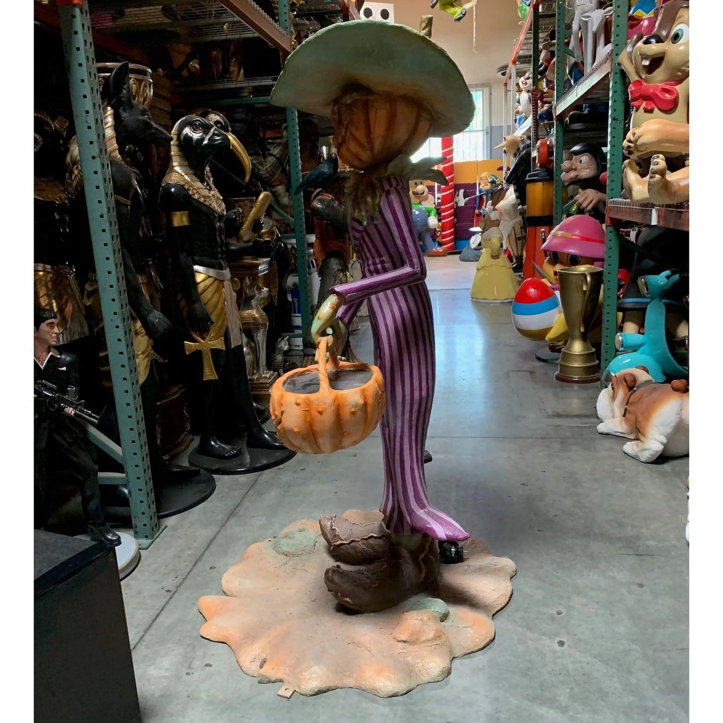 Mr Spooky Head Statue