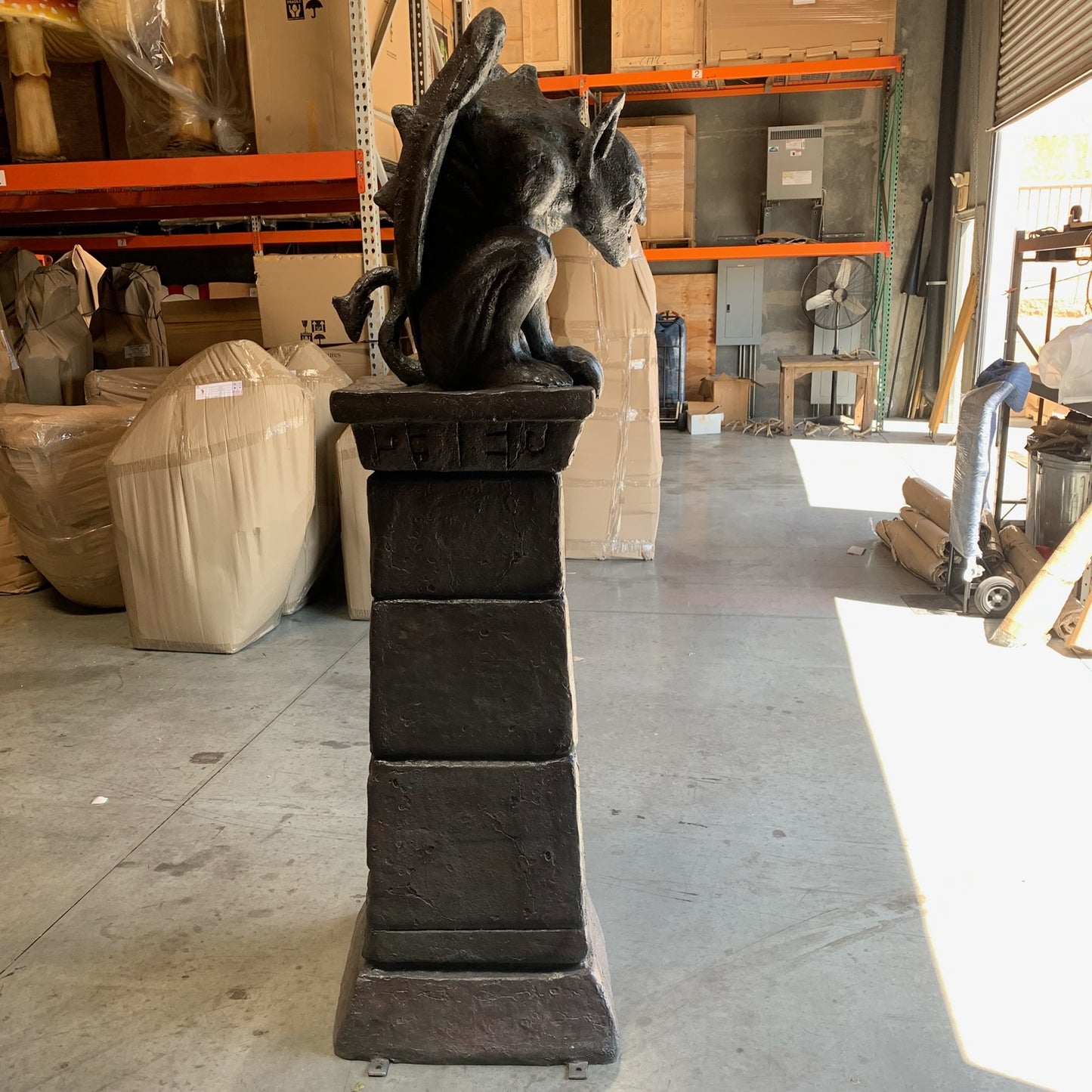 Gargoyle Pillar Statue