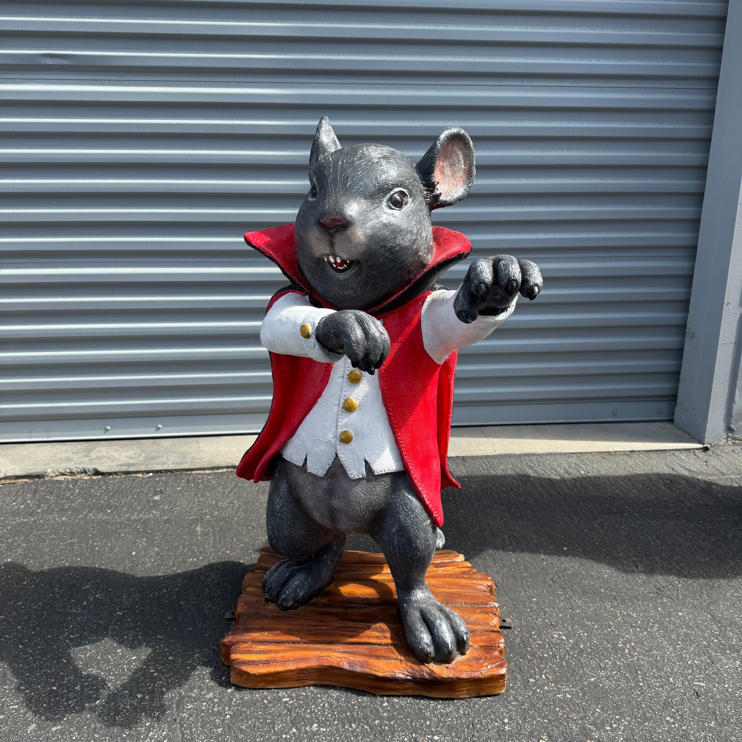 Dracula Vampire Mouse Halloween Statue
