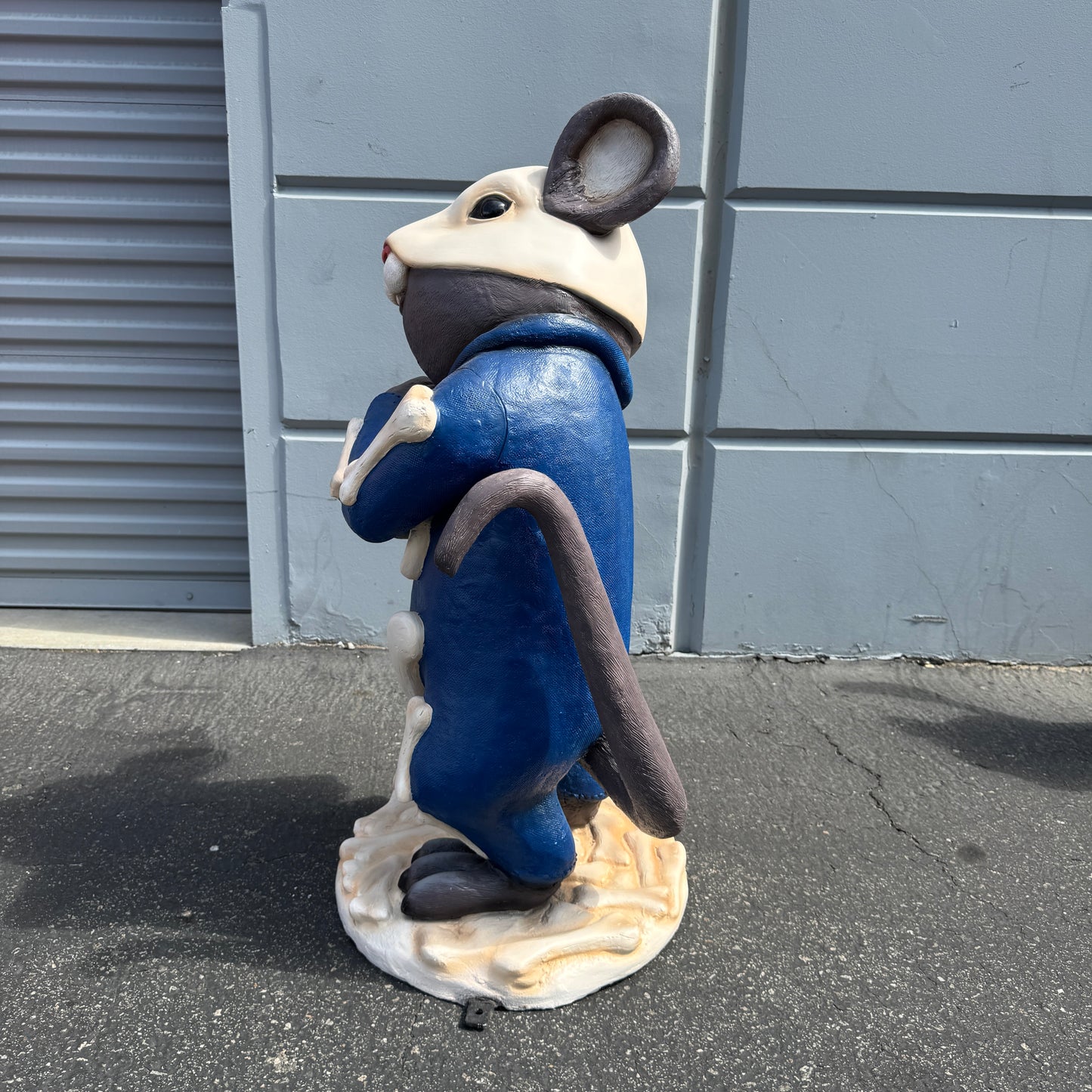 Skeleton Mouse Halloween Statue