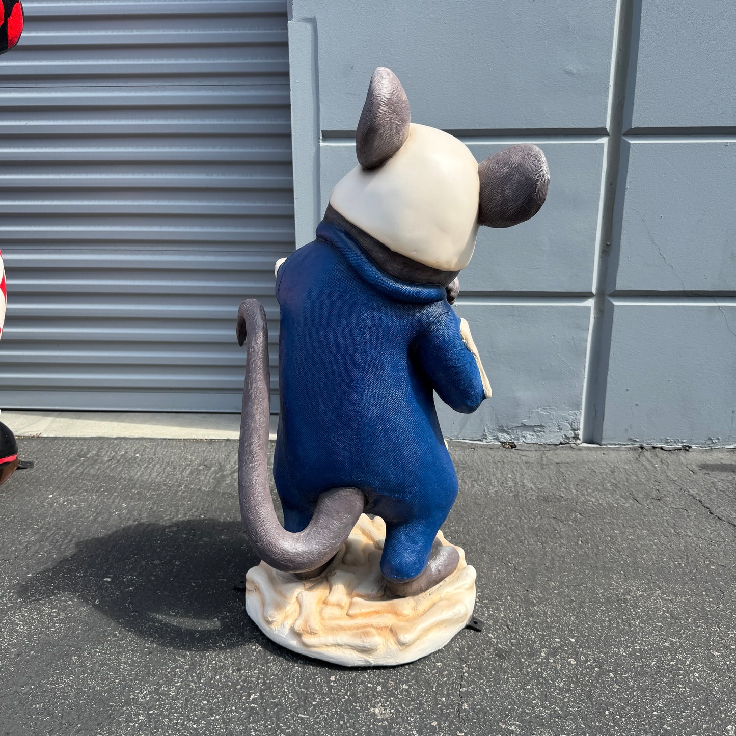 Skeleton Mouse Halloween Statue