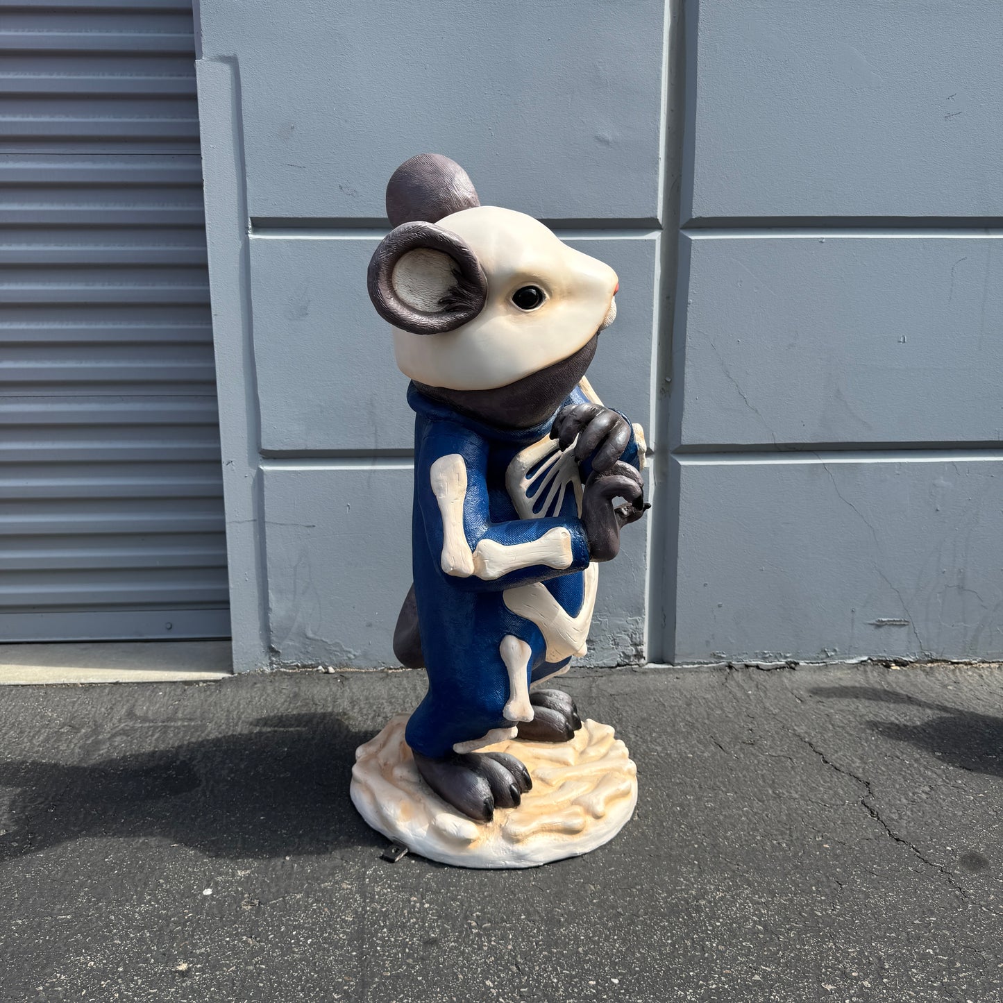 Skeleton Mouse Halloween Statue