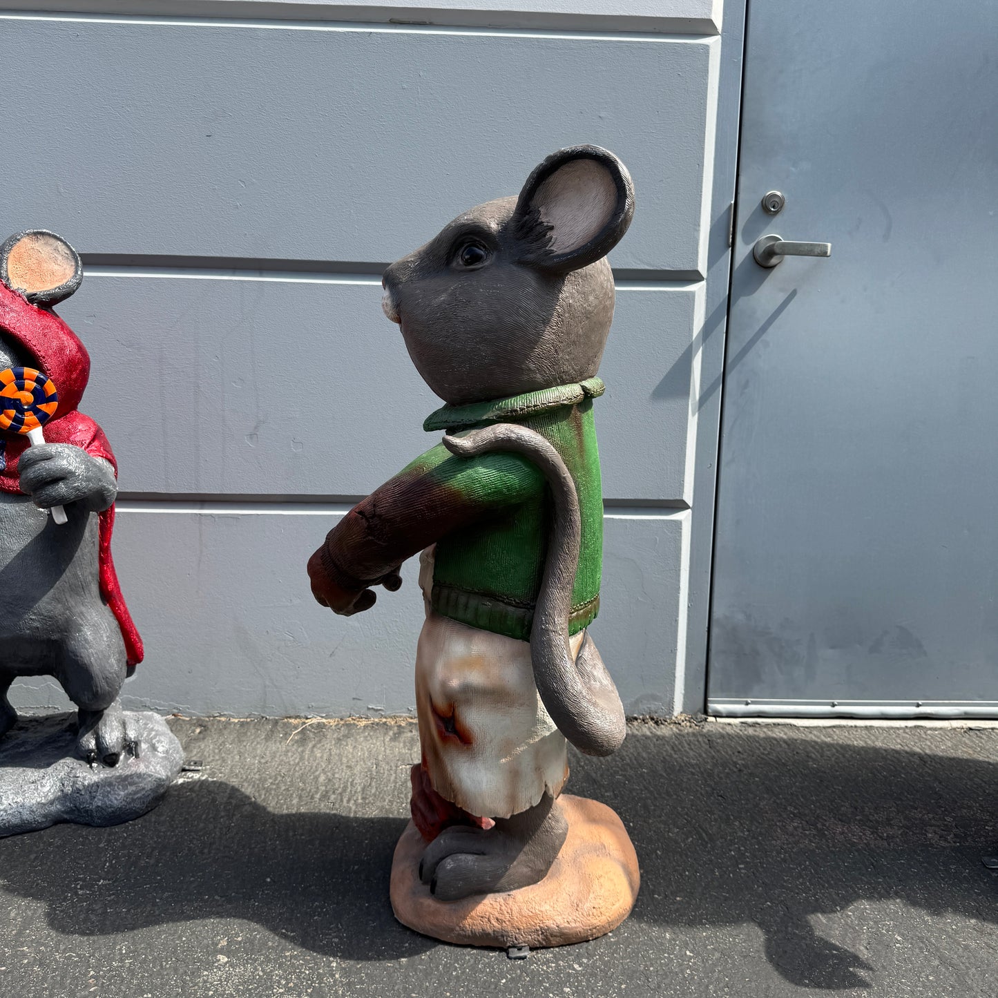 Undead Zombie Mouse Halloween Statue