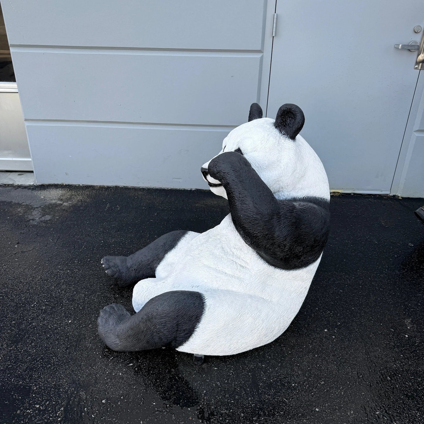 Slouching Panda Statue A0284-110107-H