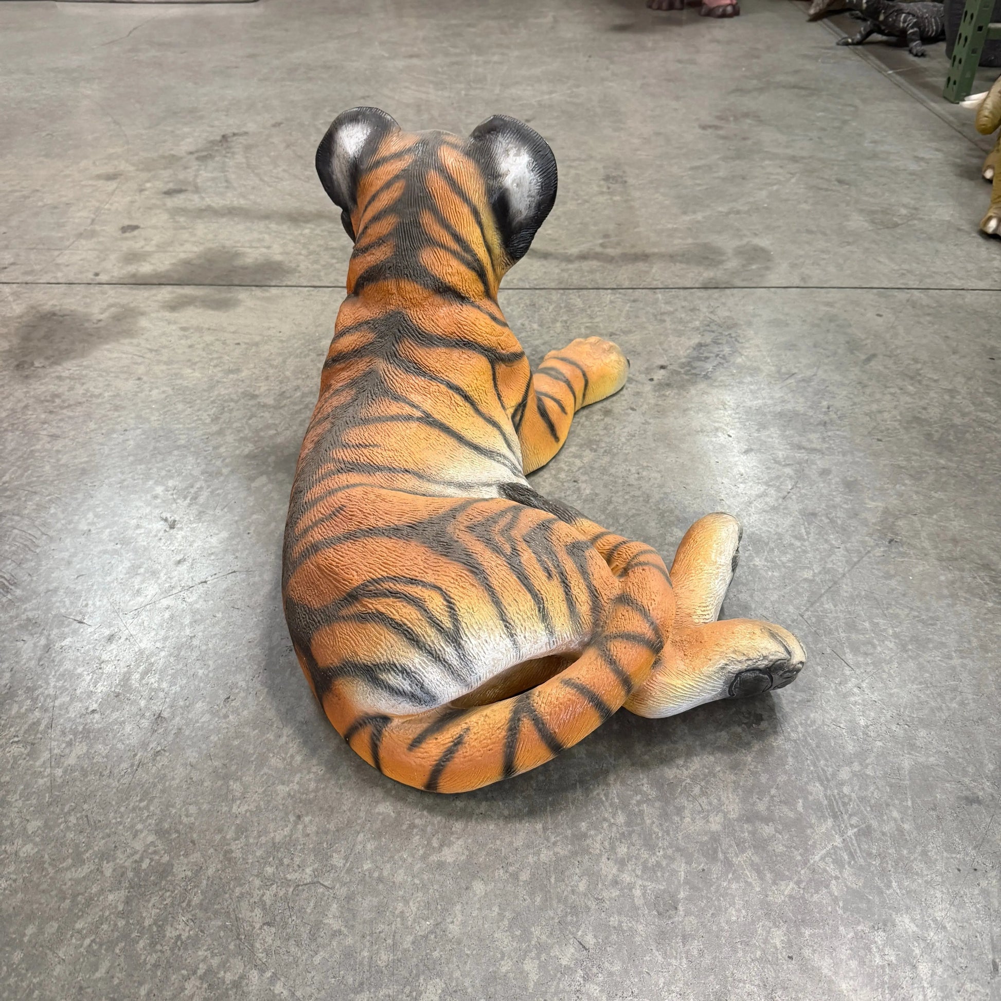 Tiger Cub Laying Statue A0191-080148-H