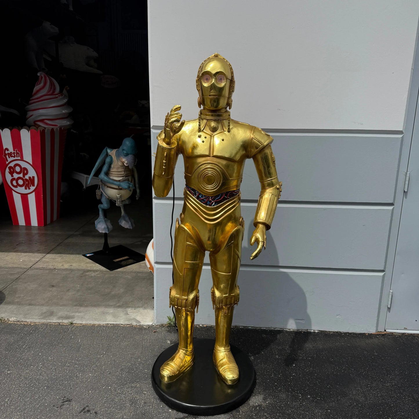Gold Space Robot Statue LS146A-2929-A