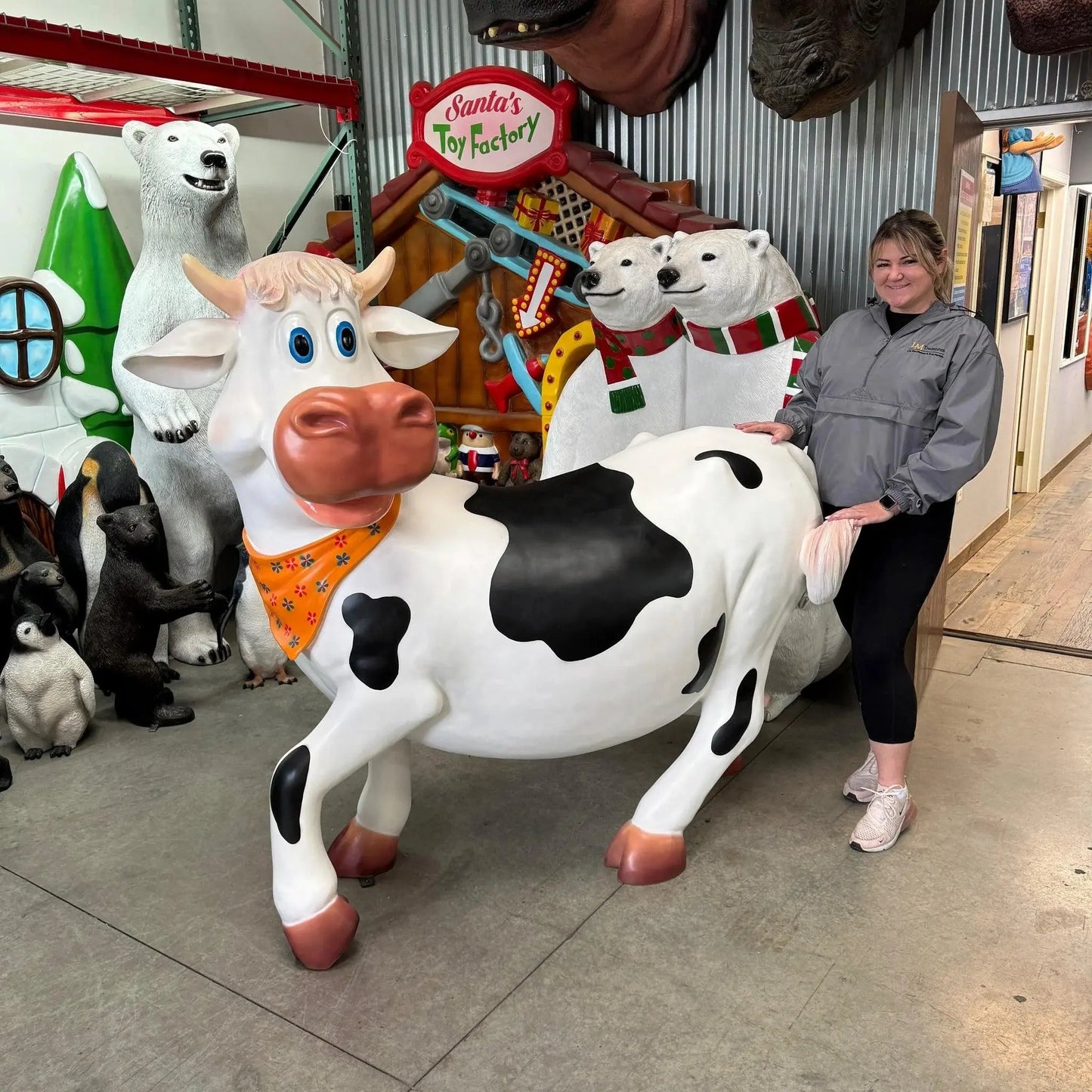 Comic Miss Cow Statue A0621-C004-PT