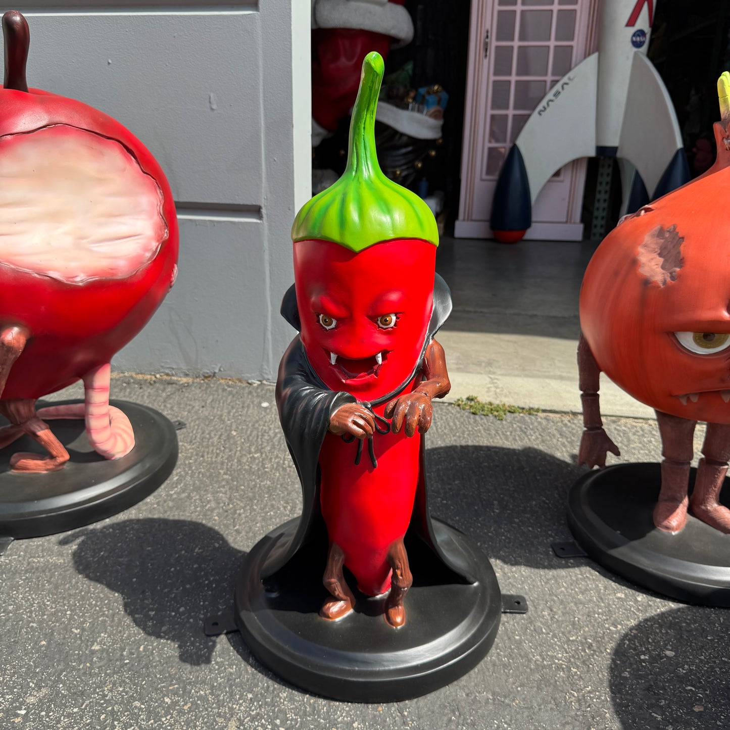 Count Dracula Chili Spooky Veggie Statue