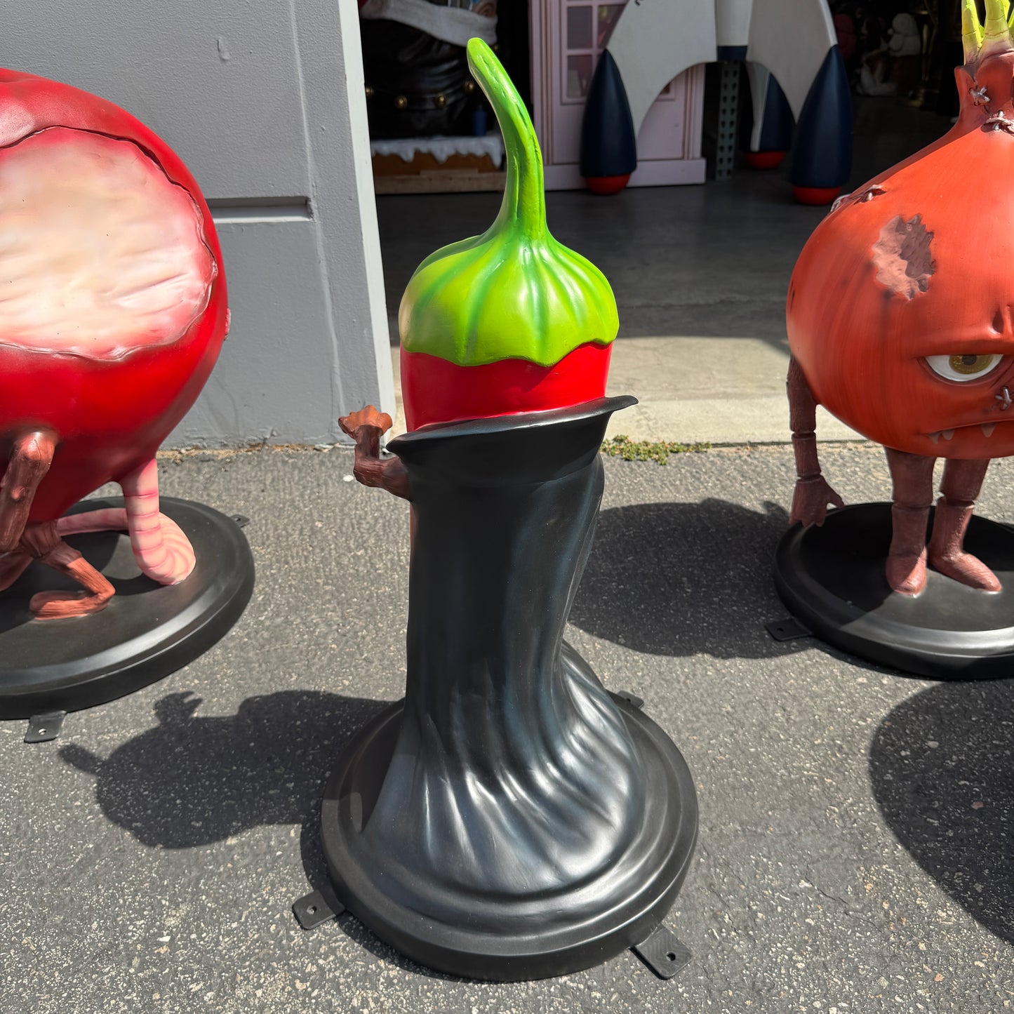Count Dracula Chili Spooky Veggie Statue