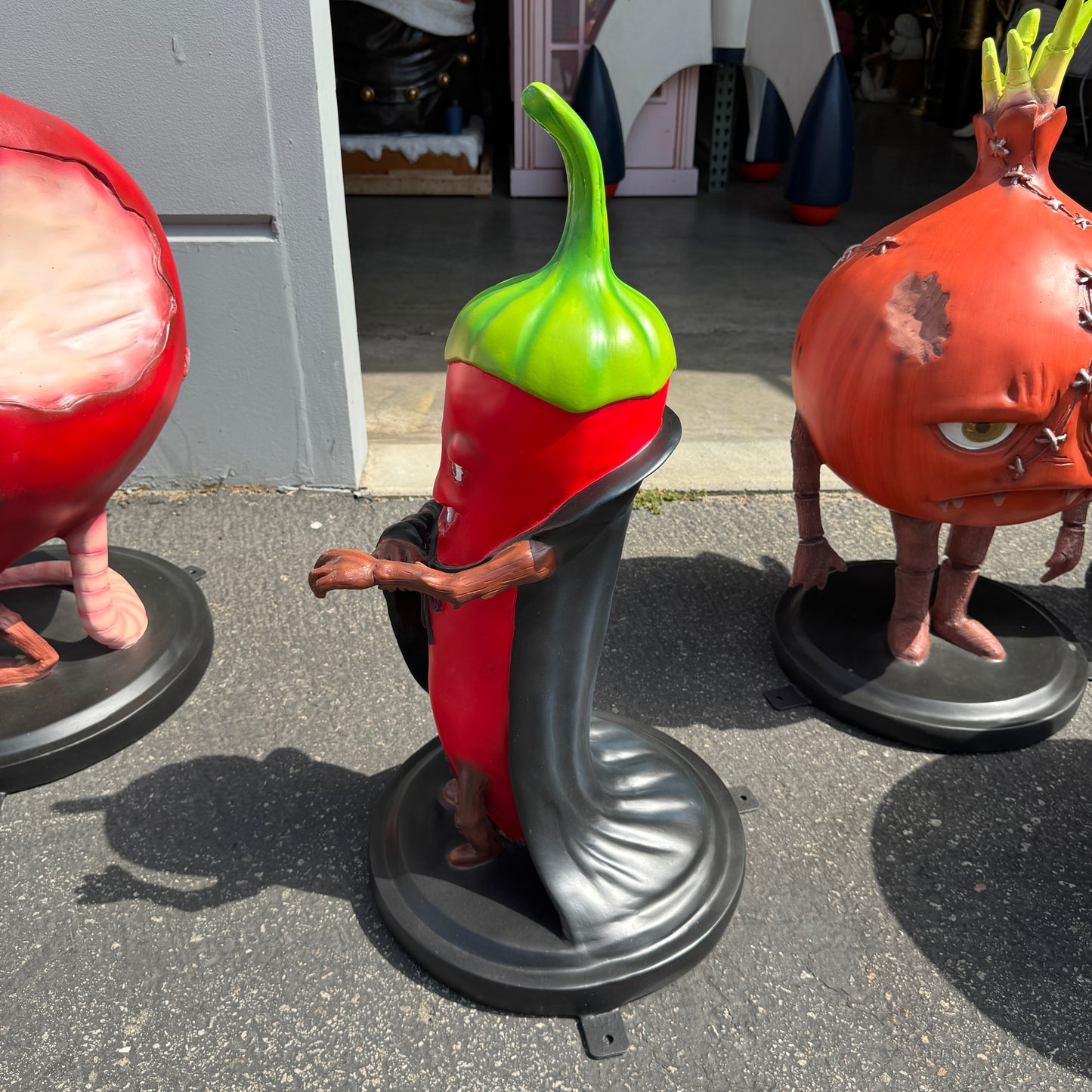 Count Dracula Chili Spooky Veggie Statue