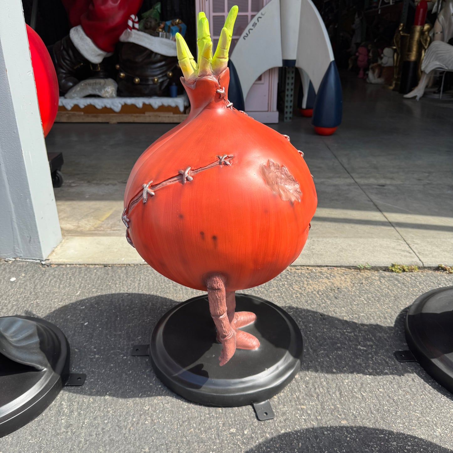 Rotten Onion Spooky Veggie Statue