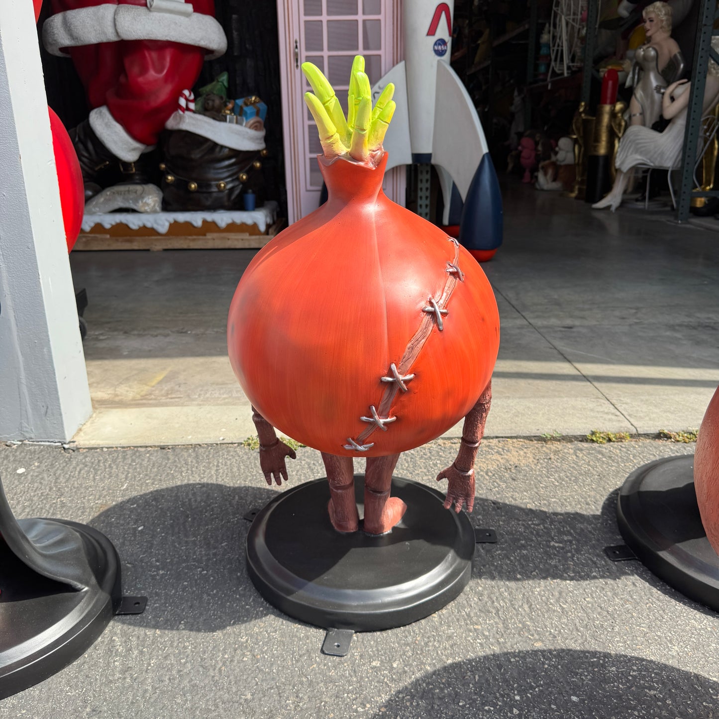 Rotten Onion Spooky Veggie Statue
