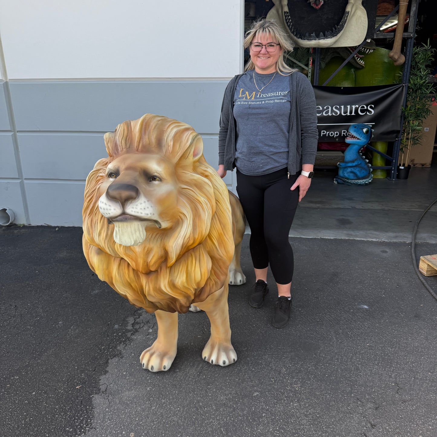 Lion Life Size Statue