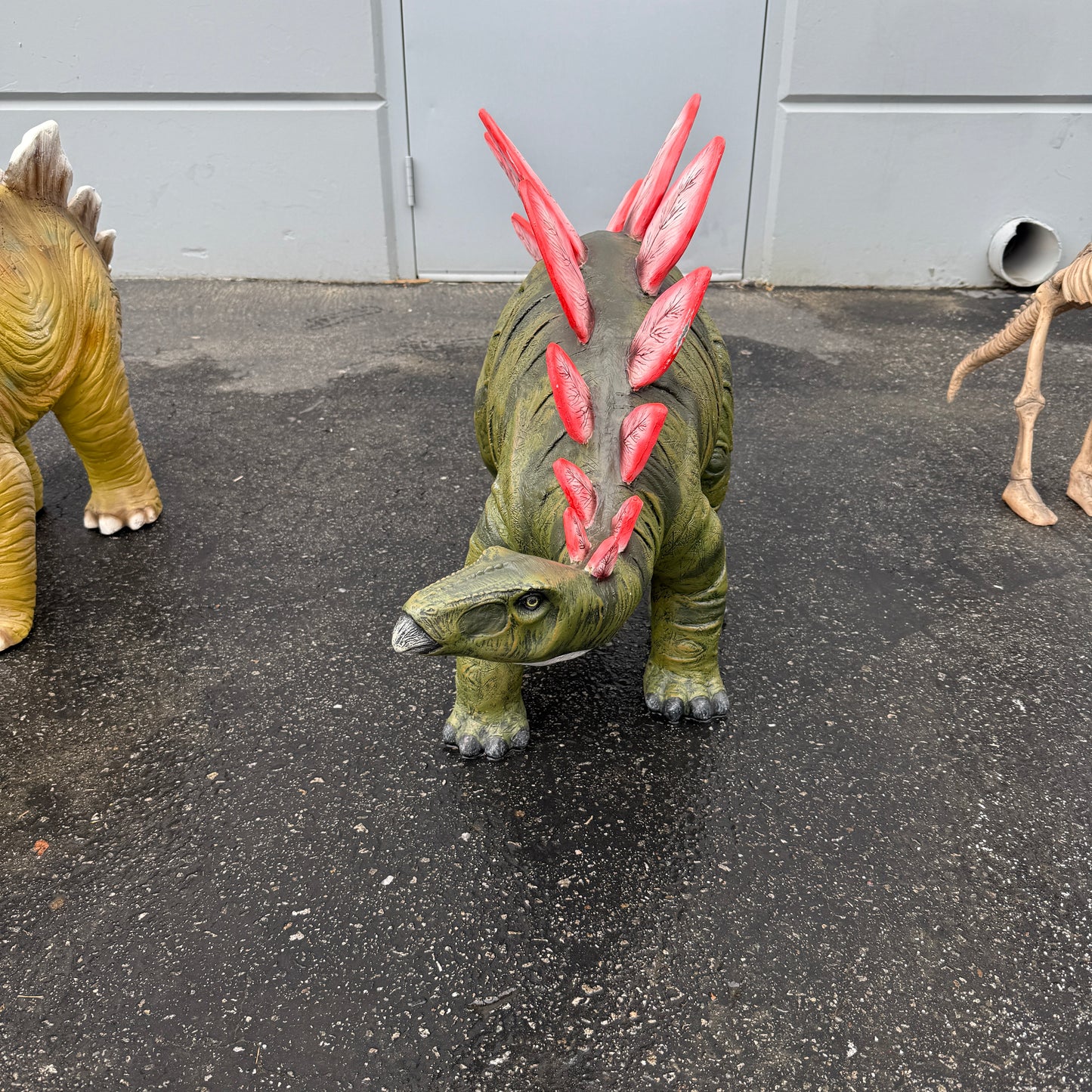 Small Stegosaurus Dinosaur Statue