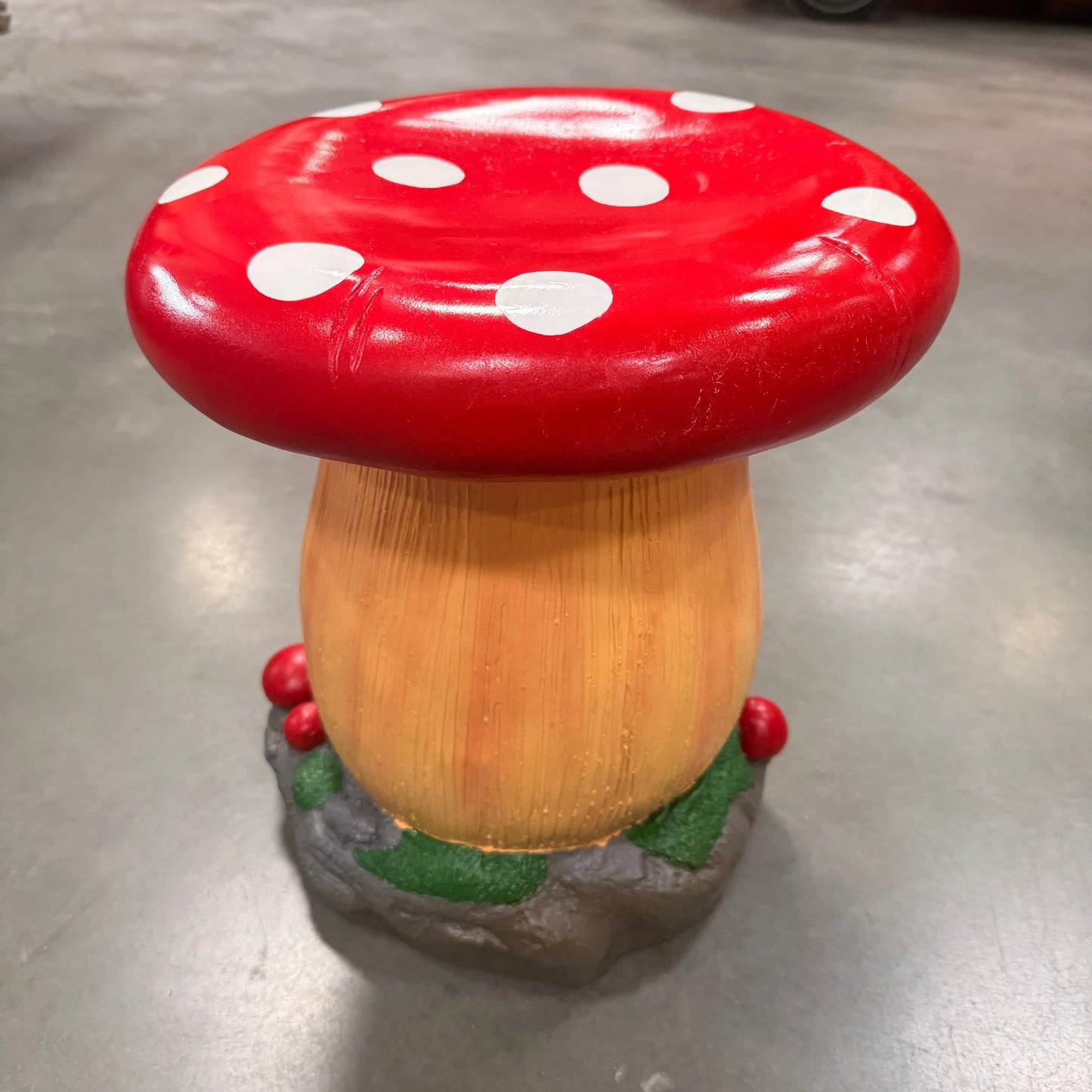 Small Mushroom Child's Stool Statue R0314C-F005-PT
