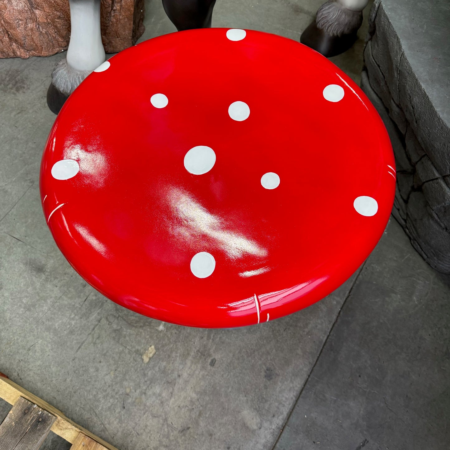 Small Mushroom Table Statue