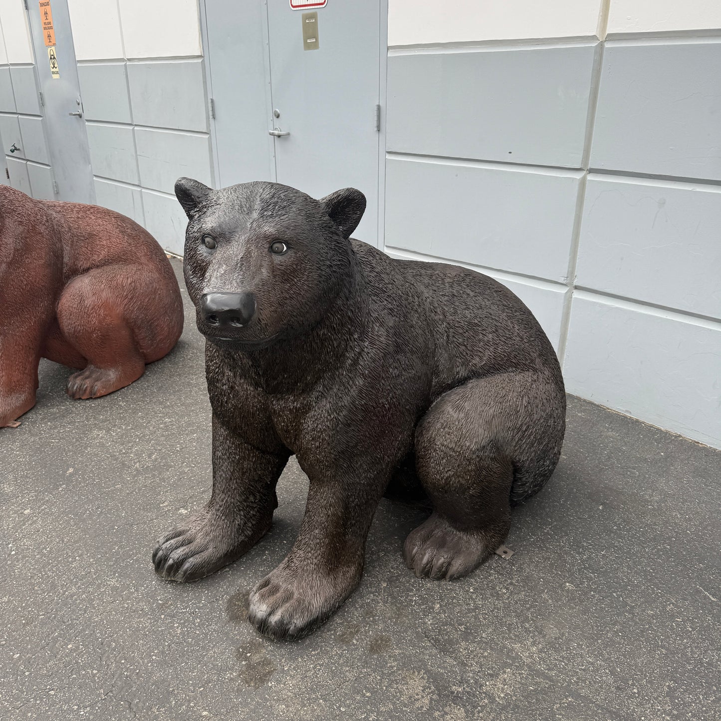Sitting Bear Statue
