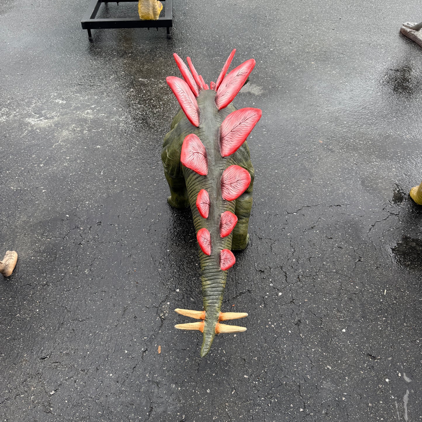 Small Stegosaurus Dinosaur Statue