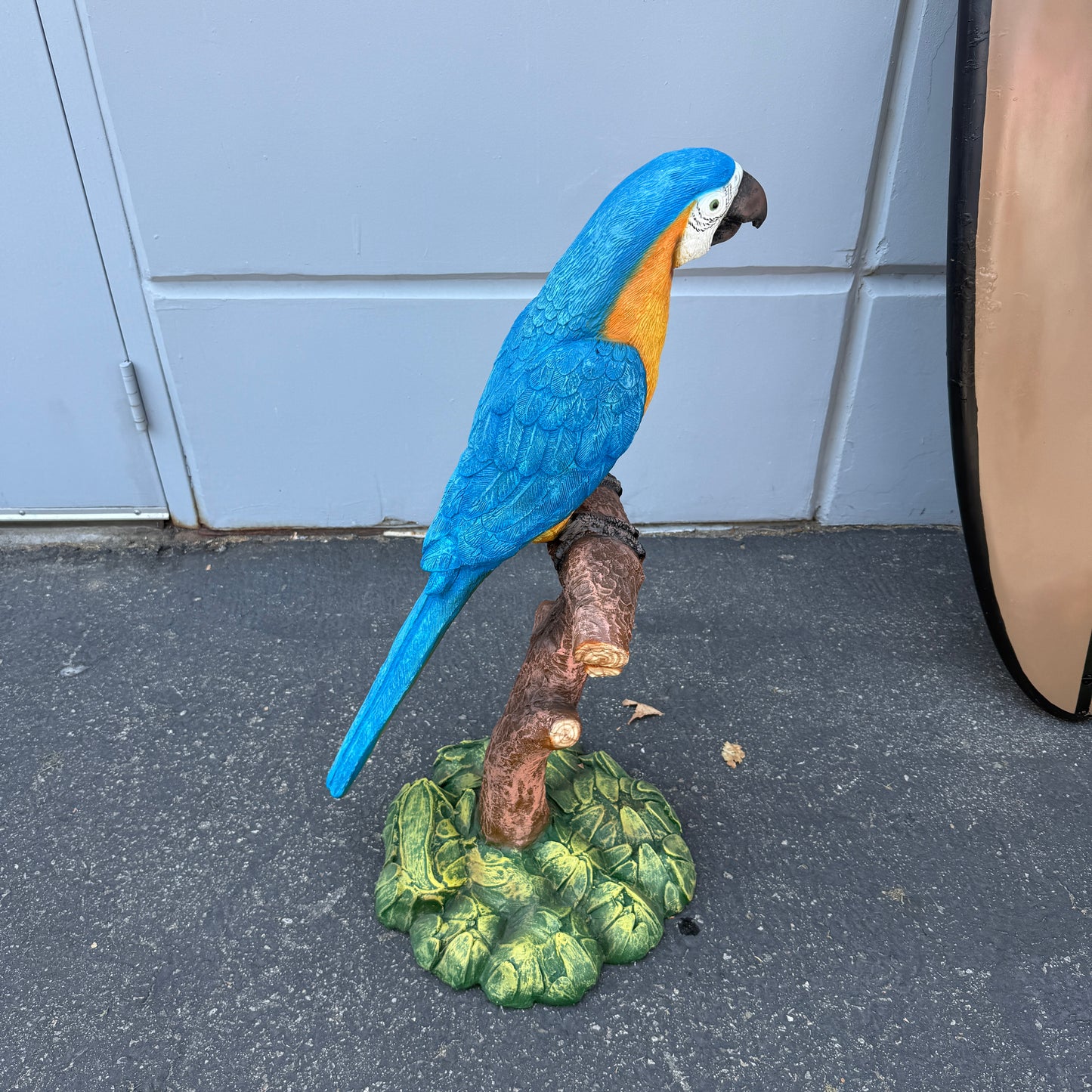 Blue Macaw Parrot On Branch Statue