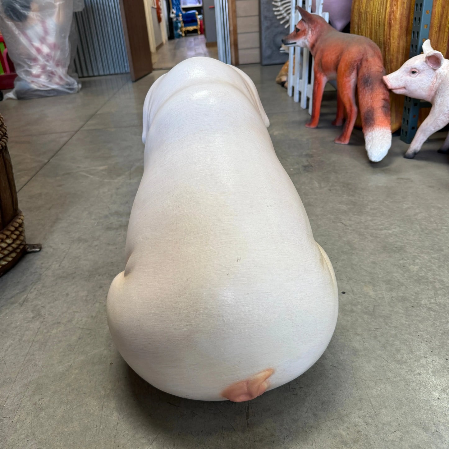 Comic Pig Sitting Statue A0828-160259-H
