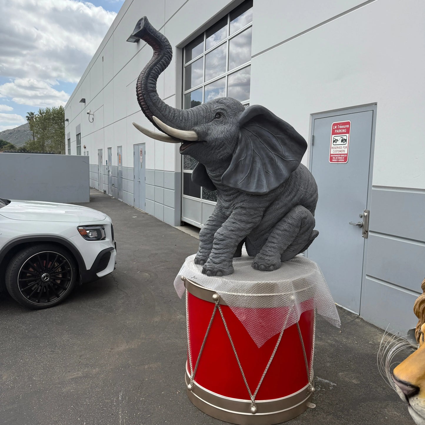 Red And Gold Drum Statue S0144-170049-H