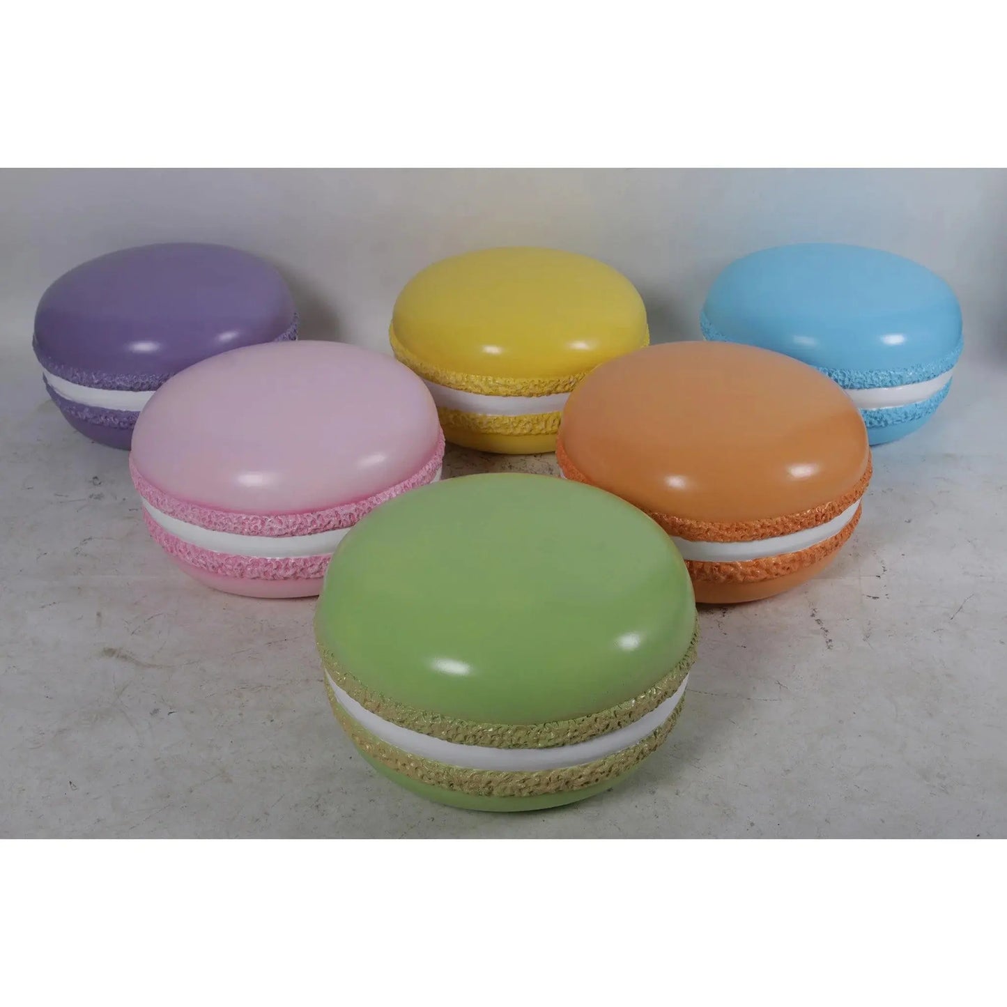 Blue Macaroon Statue R0354B-180232-H