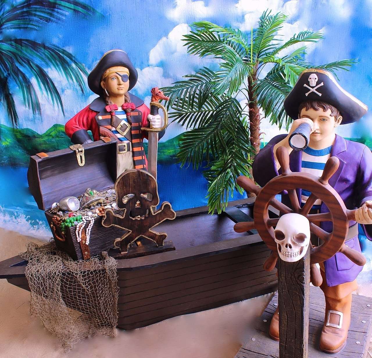 Pirate Girl Statue