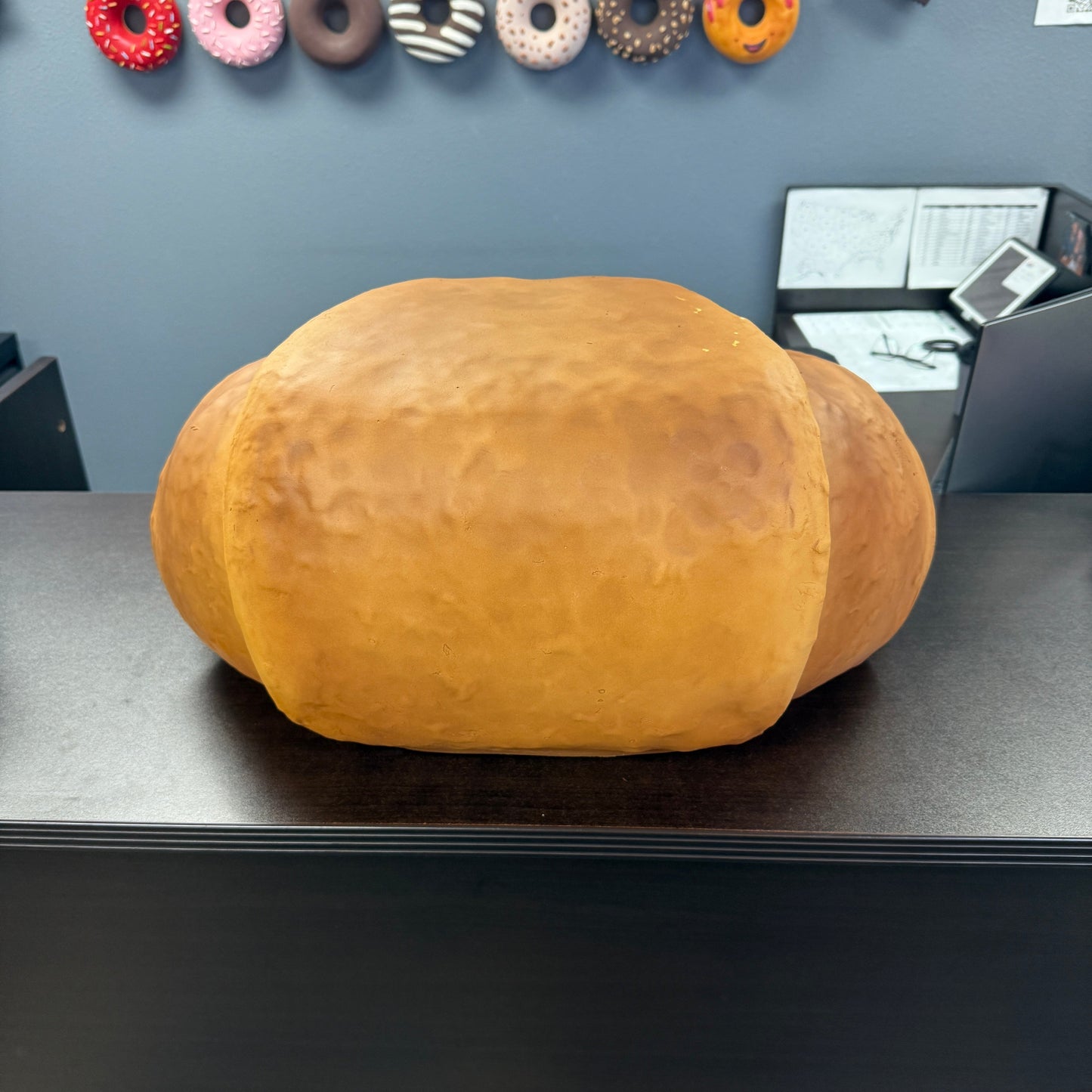 Croissant Statue F0221-Croissant-P