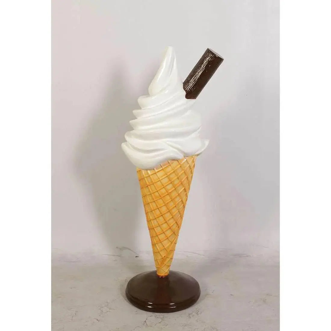 Small Vanilla Soft Serve Ice Cream Statue R0336V-JR0045-H