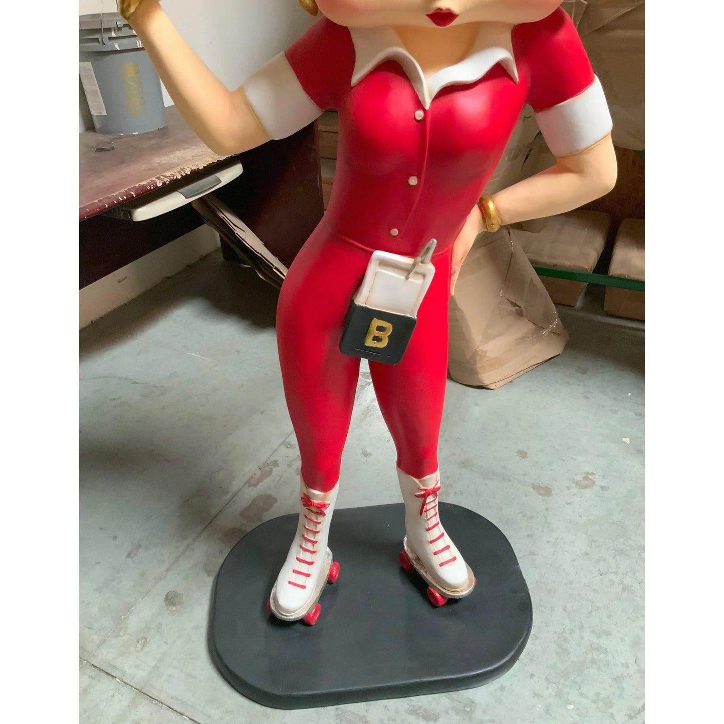Betty Boop Waitress Statue