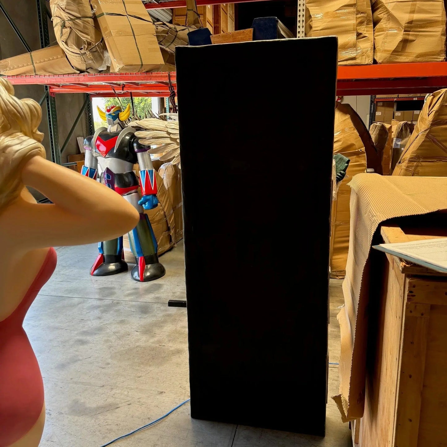 Carbonite Man Statue LS431-NR-A