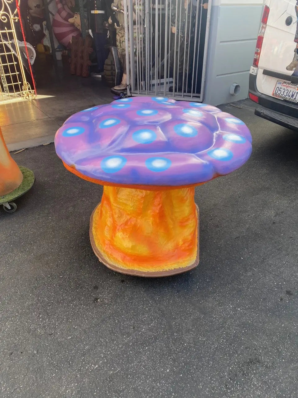 Small Purple Mushroom Table Statue P-PURMUSH-P