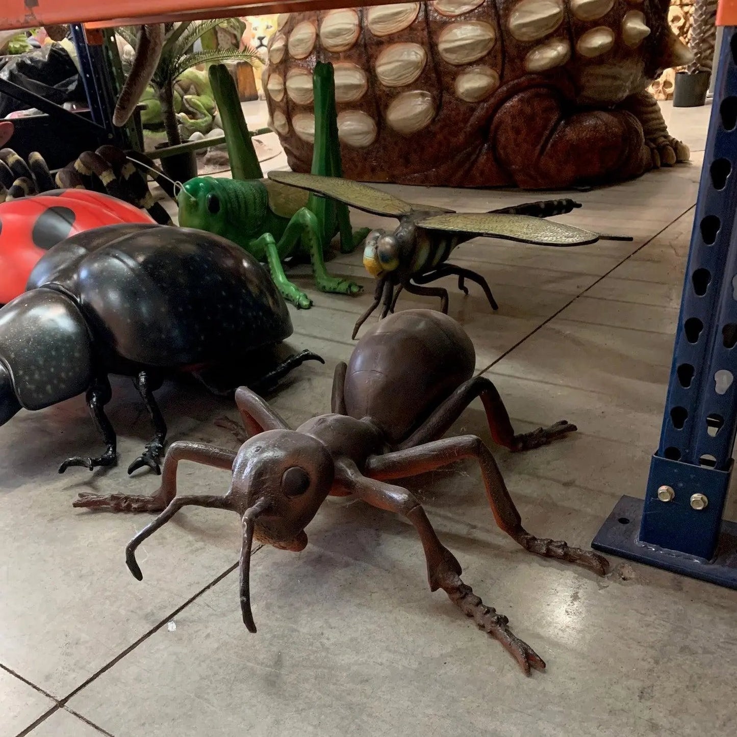 Ant Statue A0587-R054-PT