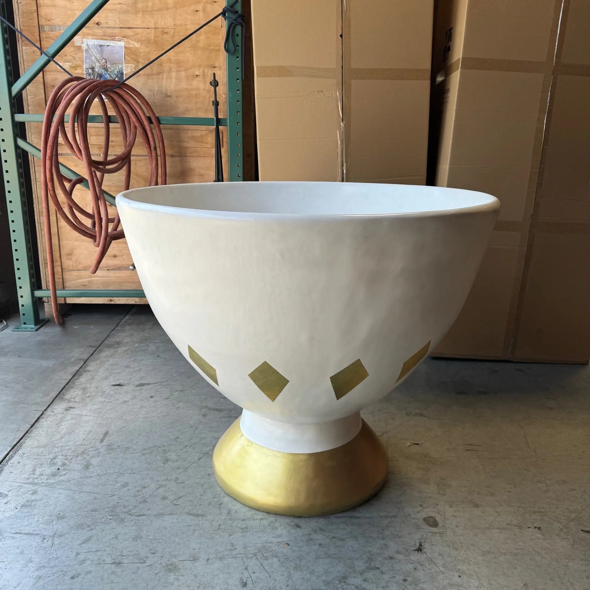 Large White Tea Cup Statue R0349W-R347-PT