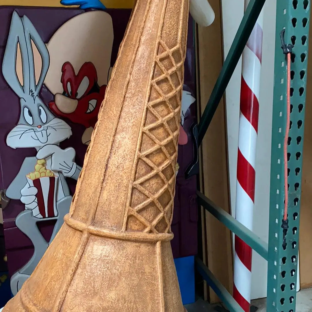 Chocolate Melting Ice Cream Statue R0370C-R348-PT