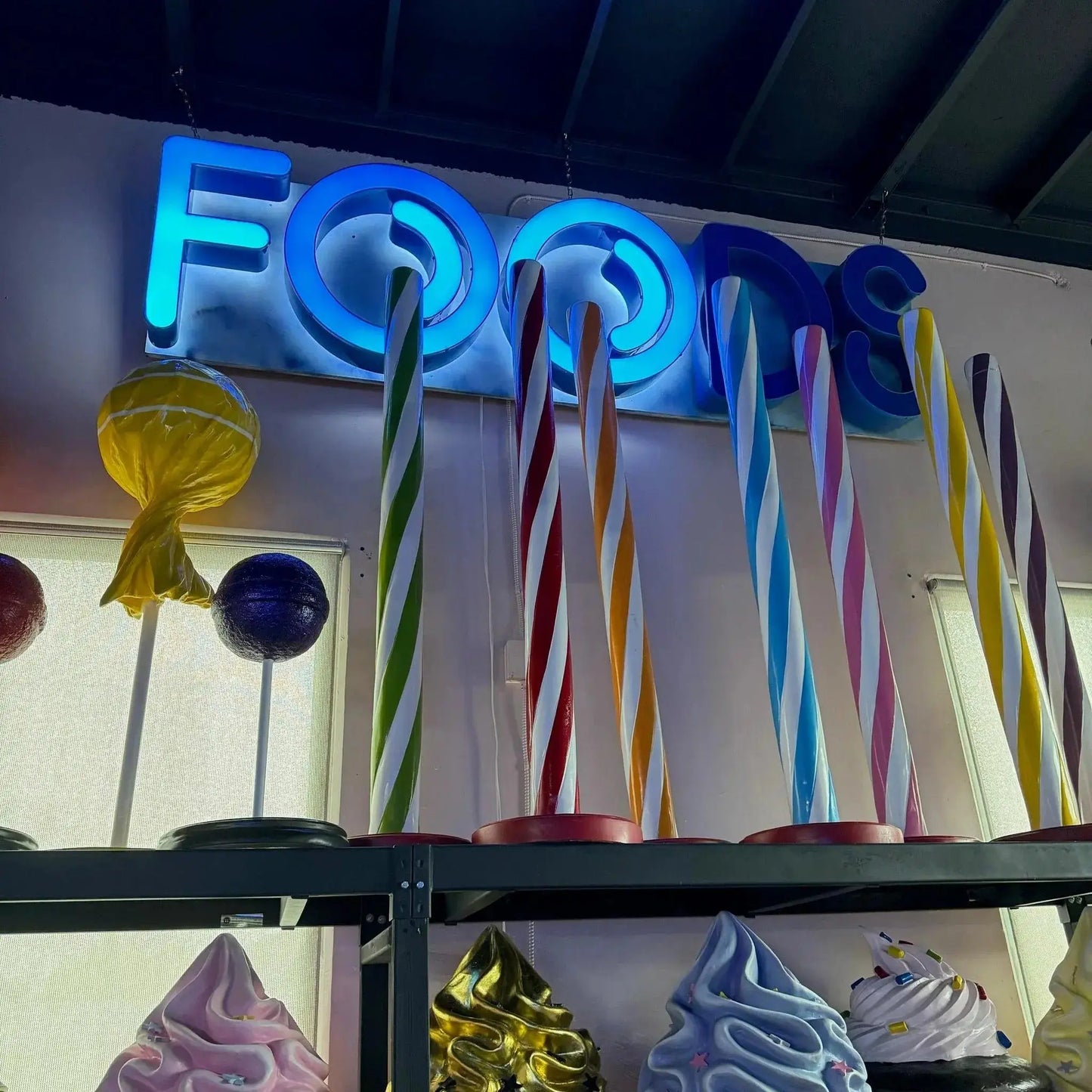 Purple Candy Stick Statue R0318PR-S071-PT