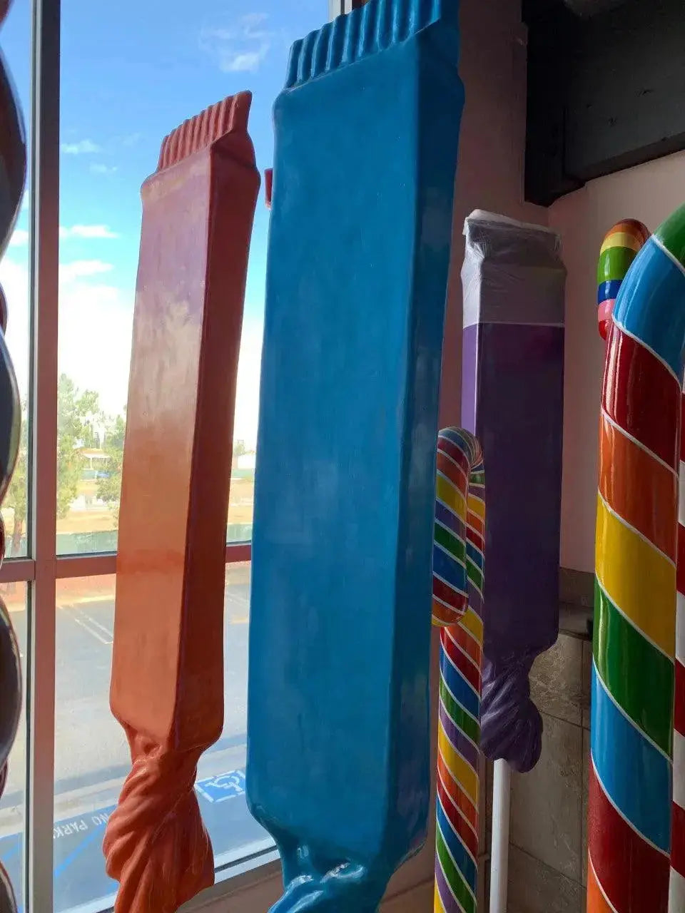 Purple Sugar Daddy Statue R0321PR-S124-PT