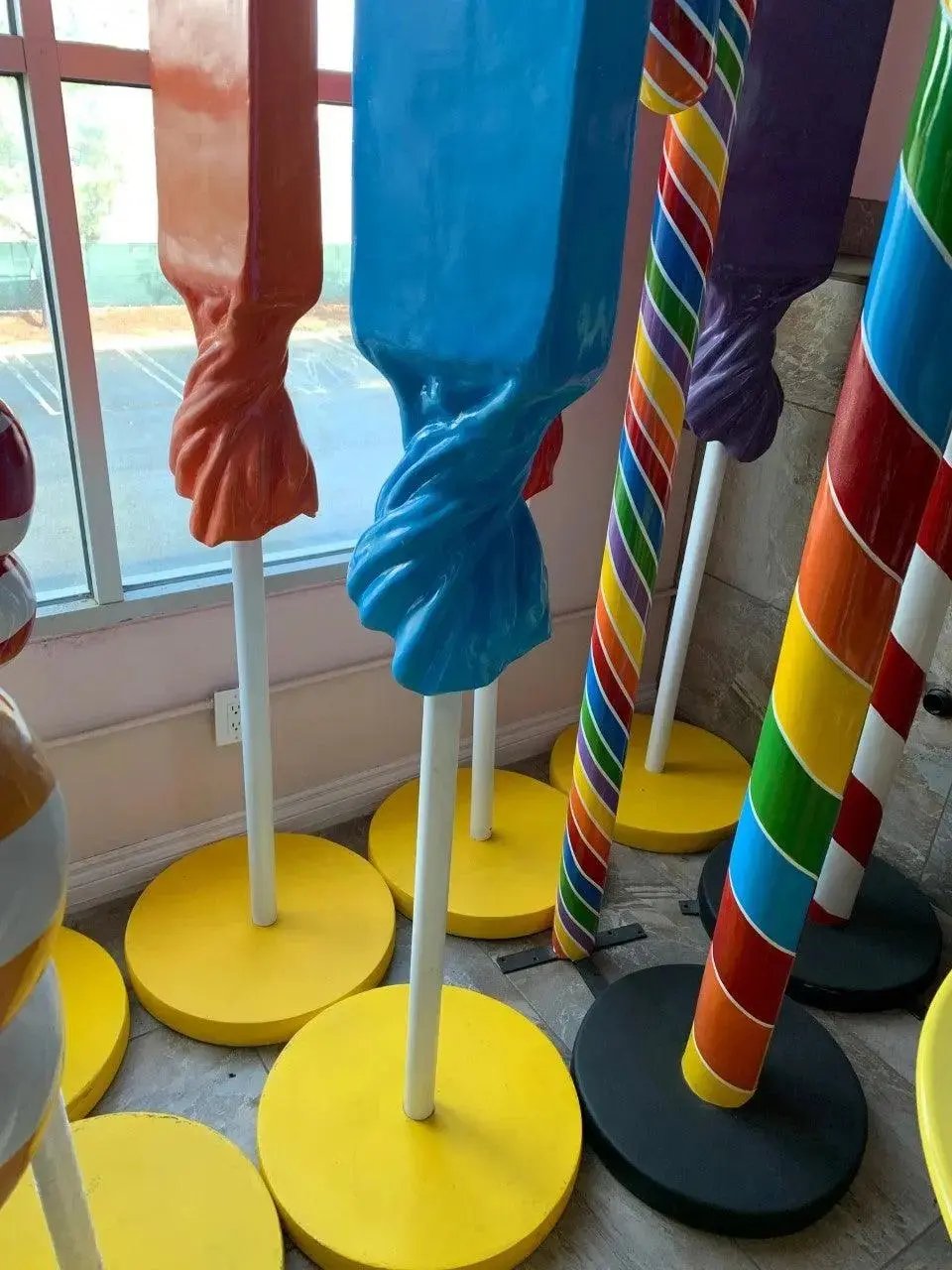 Purple Sugar Daddy Statue R0321PR-S124-PT