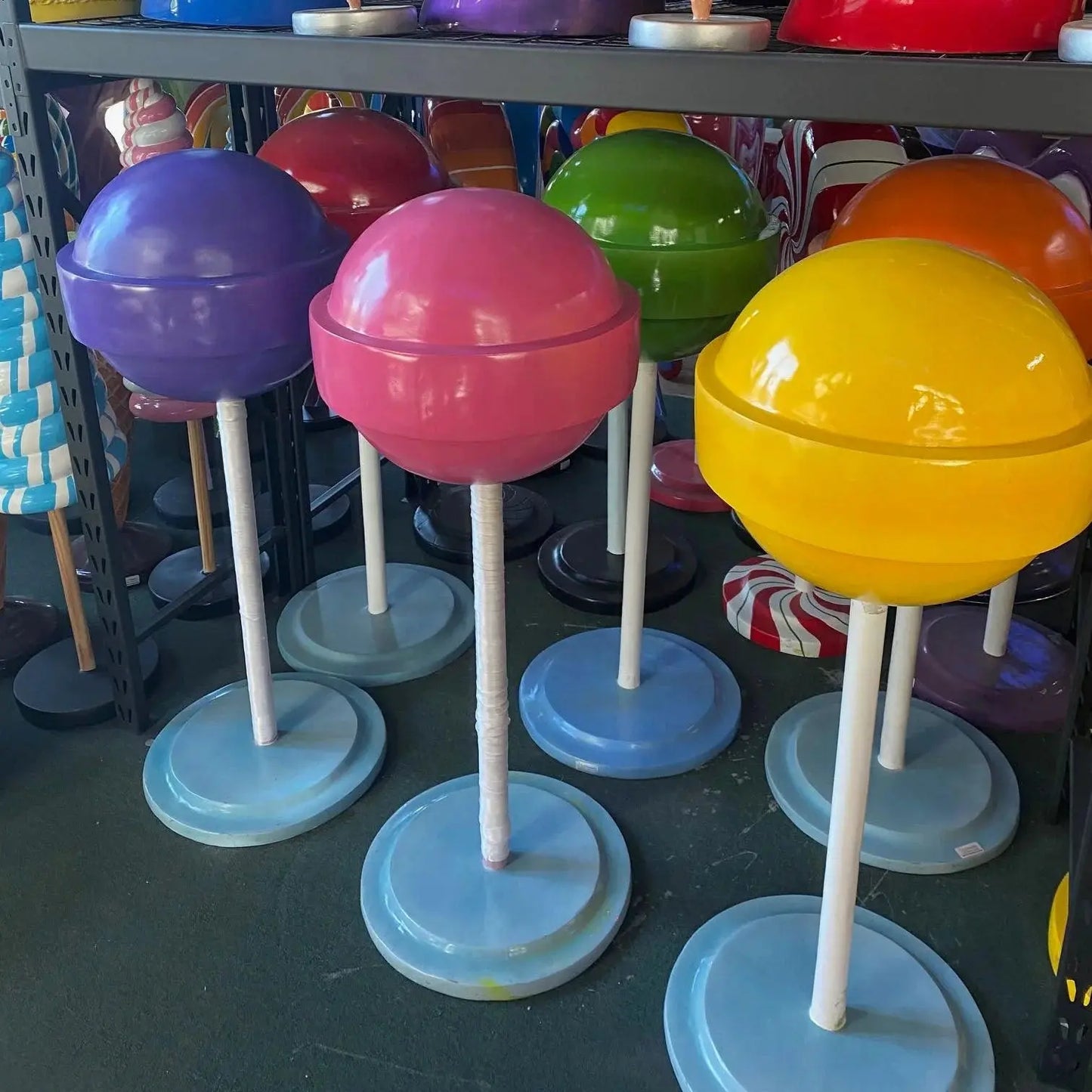 Medium Yellow Sugar Pop Statue R0345Y-S241-PT