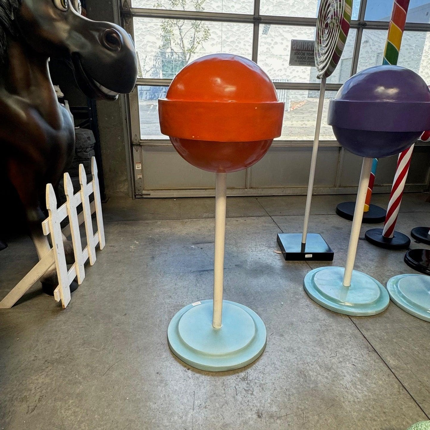 Medium Orange Sugar Pop Statue