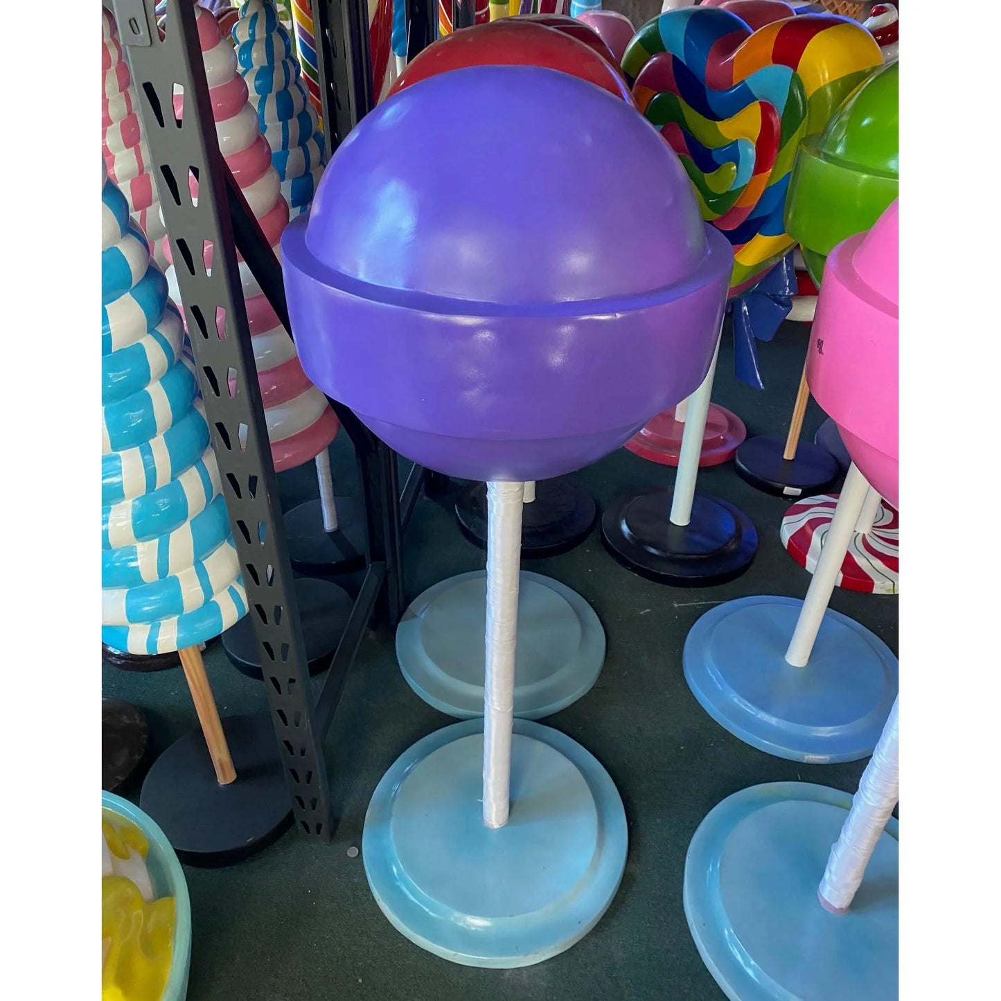 Medium Purple Sugar Pop Statue