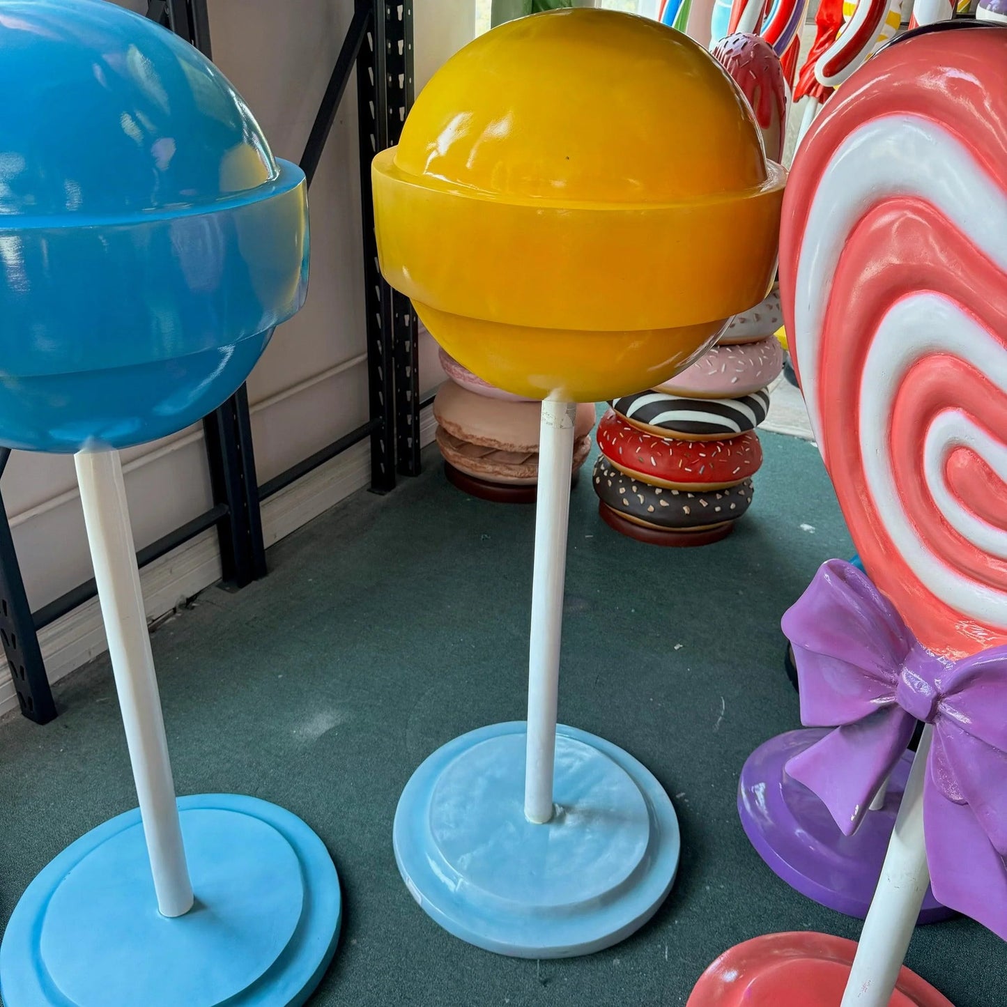 Medium Yellow Sugar Pop Statue