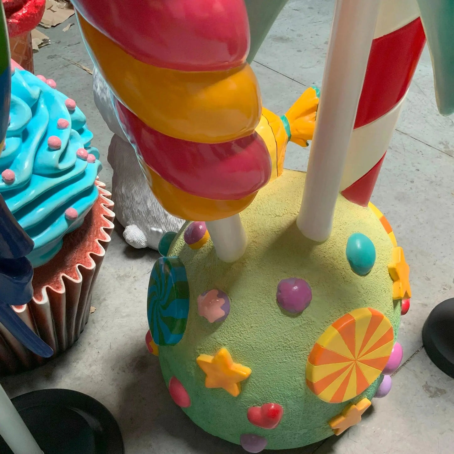 Lollipop Candy Bundle Statue R0348-S247-PT