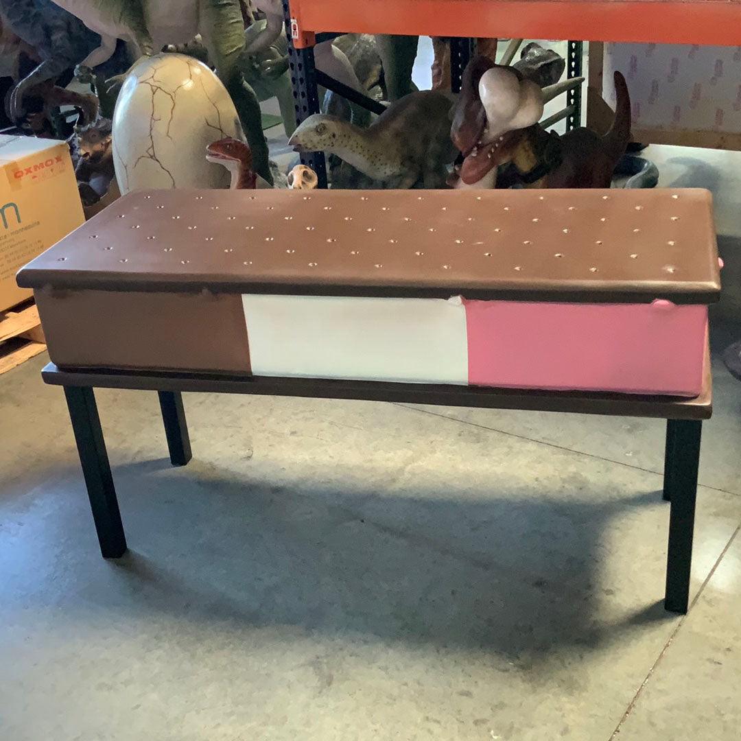 Ice Cream Sandwhich Table Statue
