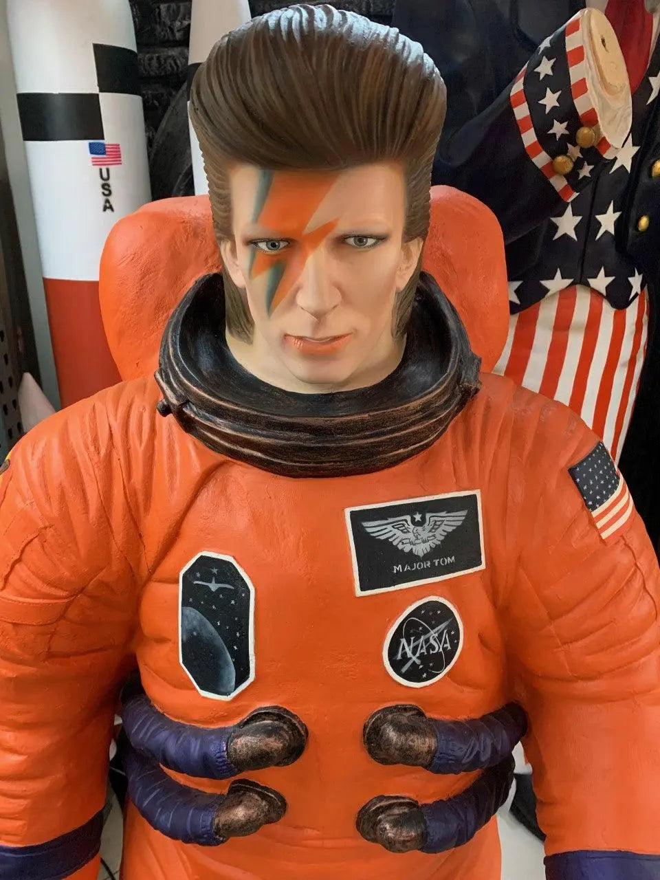 Starguy Astronaut In Orange Life Size Statue C0066-VJ-A